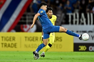 VIDEO: Thái Lan nhân đôi cách biệt trước Malaysia